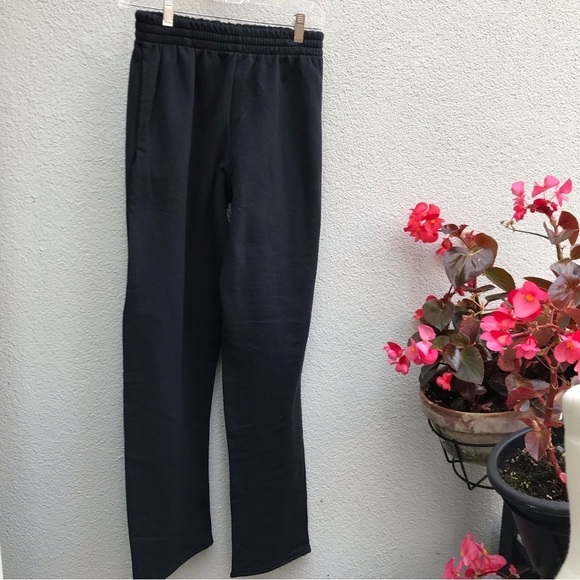 Fruit of the Loom Womens Black Softspun Joggers size small - Picture 3 of 5
